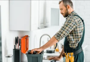 Questions to Ask Before Hiring a Handyman in Toronto